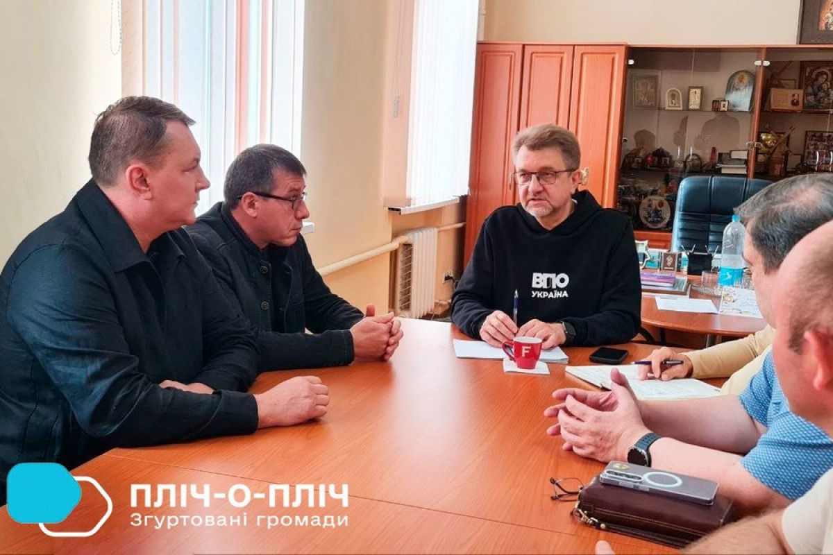 Андрій Панков провів робочу зустріч із народним депутатом Віталієм Войцехівським та представниками Золотоніської громади